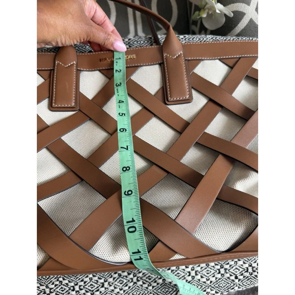 Michael Kors Sienna Tote Shoulder Bag Brown. Retails $398